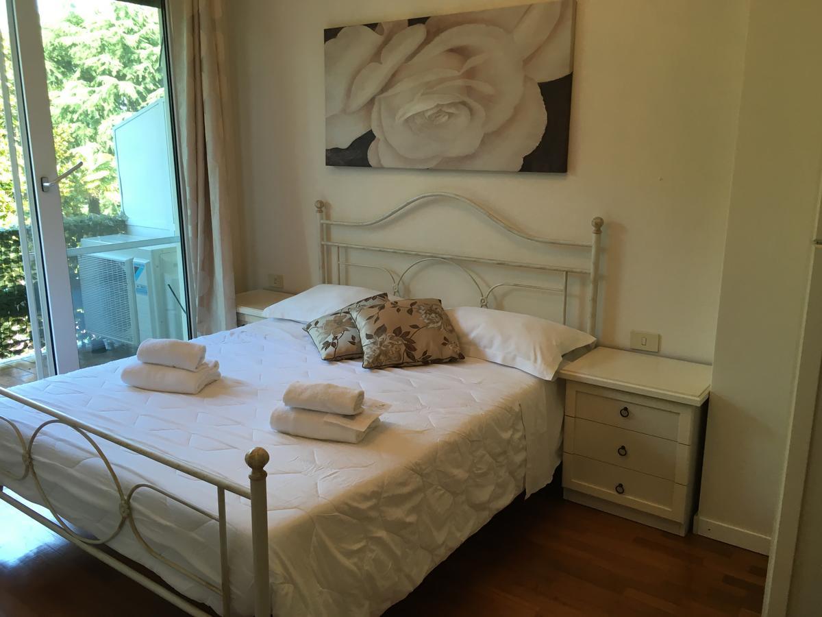 Sunset Apartment Sirmione Buitenkant foto