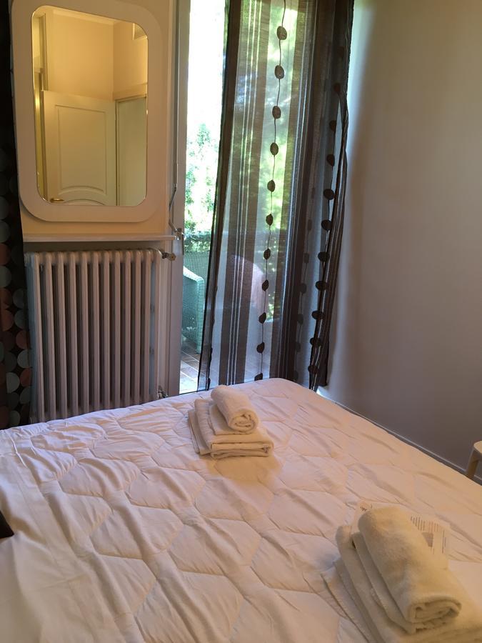 Sunset Apartment Sirmione Buitenkant foto