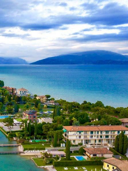 Sunset Apartment Sirmione Buitenkant foto